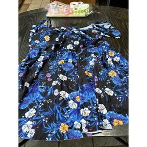 Black and blue floral top